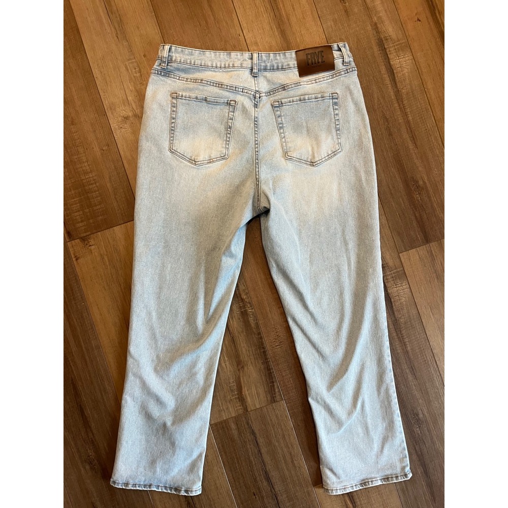 FRYE Light Wash High Waisted Straight‎ Leg Jeans Women Size 12 31 - Picture 3 of 8
